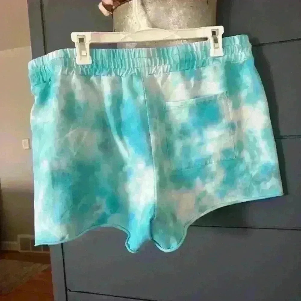 Kut from the Lloyd tie dye shorts xl‎ - Picture 2 of 4